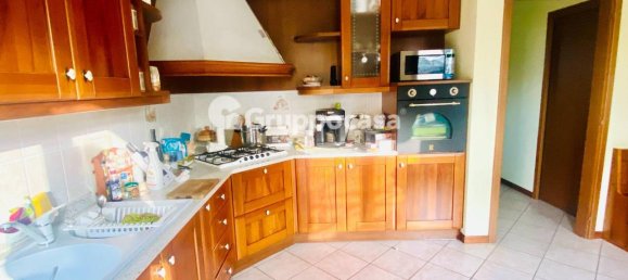 4 rooms House in Robecco sul Naviglio, Italy No. 89037 3