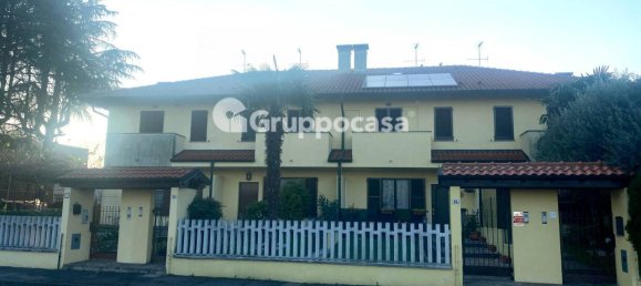 4 rooms House in Robecco sul Naviglio, Italy No. 89037 16