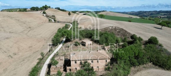 Casa de 5 dormitorios en Buonconvento, Italy No. 219904 8