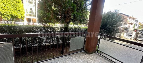 Квартира с 3 спальнями в Варедо, Италия № 341034 10