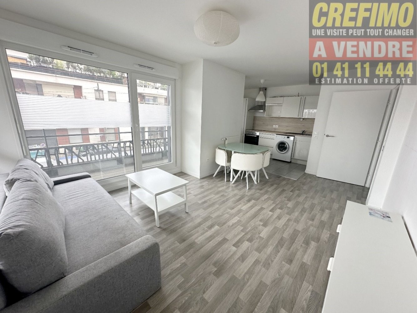 Apartamento de 2 dormitorios en Colombes, France No. 180441