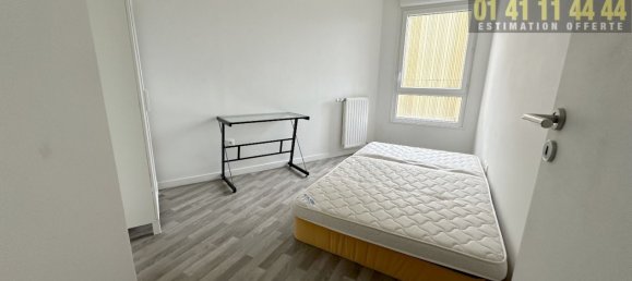 Apartamento de 2 dormitorios en Colombes, France No. 180441 11