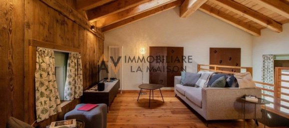 2 bedrooms Villa in Ayas, Italy No. 340603 2