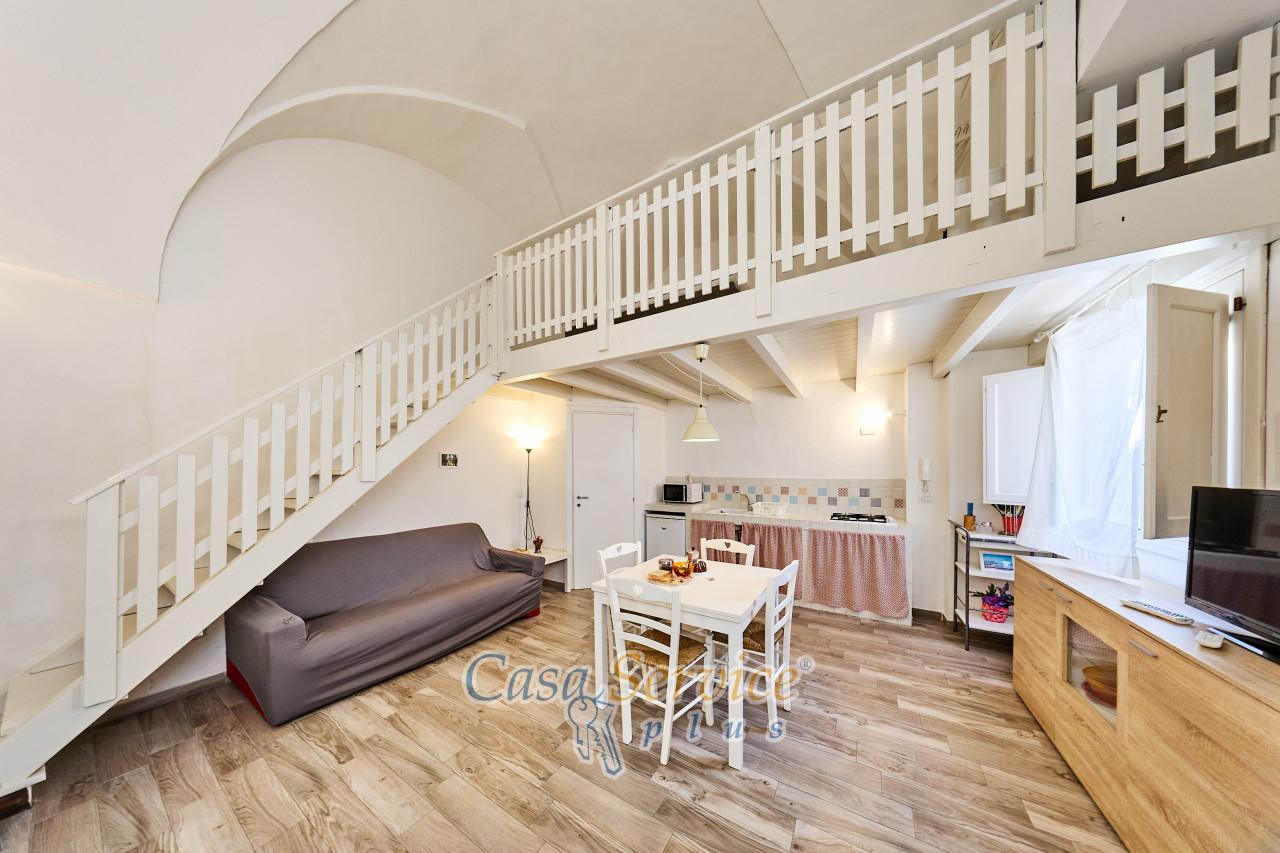 Apartamento de 3 habitaciónes en Matino, Italy No. 232381