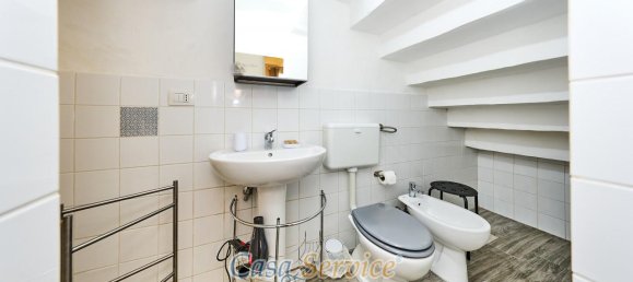 Apartamento de 3 habitaciónes en Matino, Italy No. 232381 10