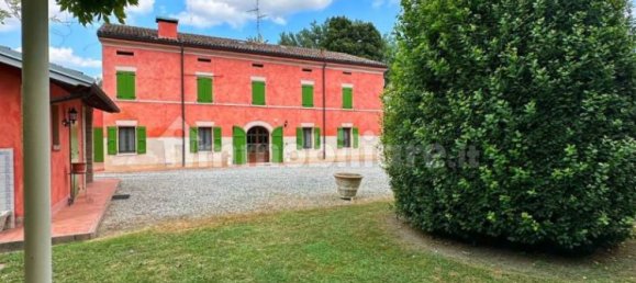 Villa de 5 dormitorios en San Possidonio, Italy No. 59996 11