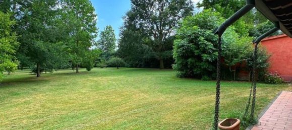 Villa de 5 dormitorios en San Possidonio, Italy No. 59996 10