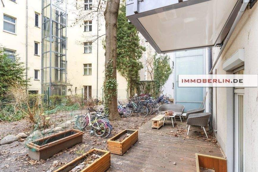 Офис с 4 комнатами в Пренцлауэр-Берг, Германия № 347732