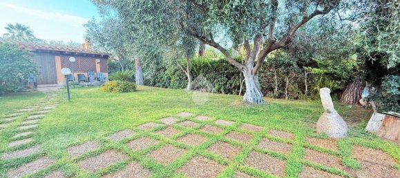 3 bedrooms Villa in Sardinia, Italy No. 315633 2