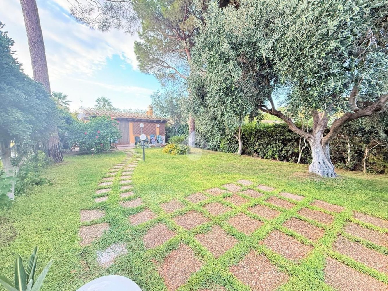 3 bedrooms Villa in Sardinia, Italy No. 315633