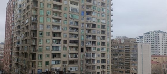 Apartamento de 3 dormitorios en Nasimi, Azerbaijan No. 1408 2