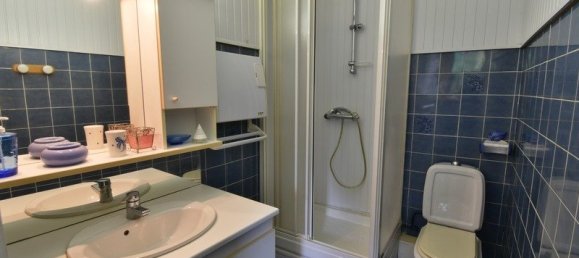 Дом с 7 спальнями в Плуневе-Кентен, Франция № 262524 20