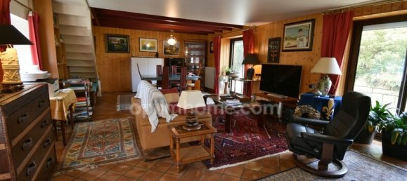 Дом с 7 спальнями в Плуневе-Кентен, Франция № 262524 37