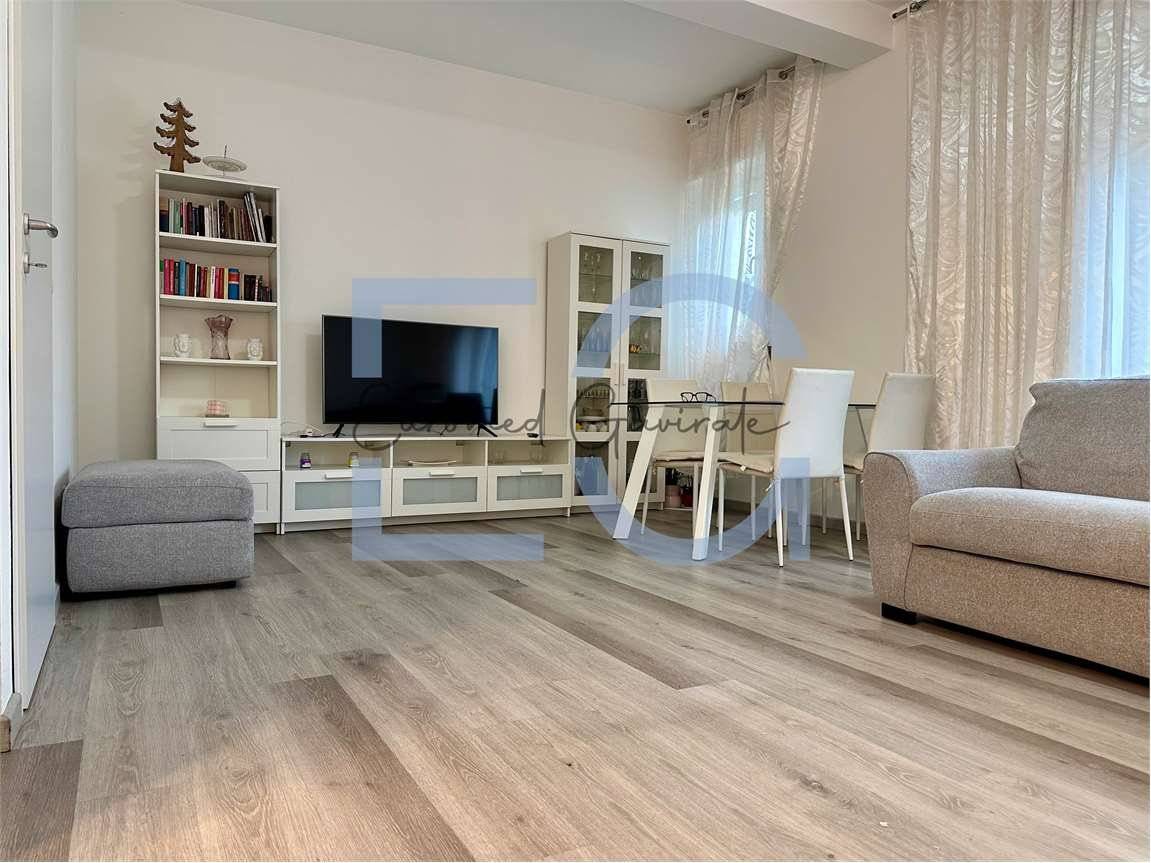1 bedroom Apartment in Gavirate, Italy No. 366976