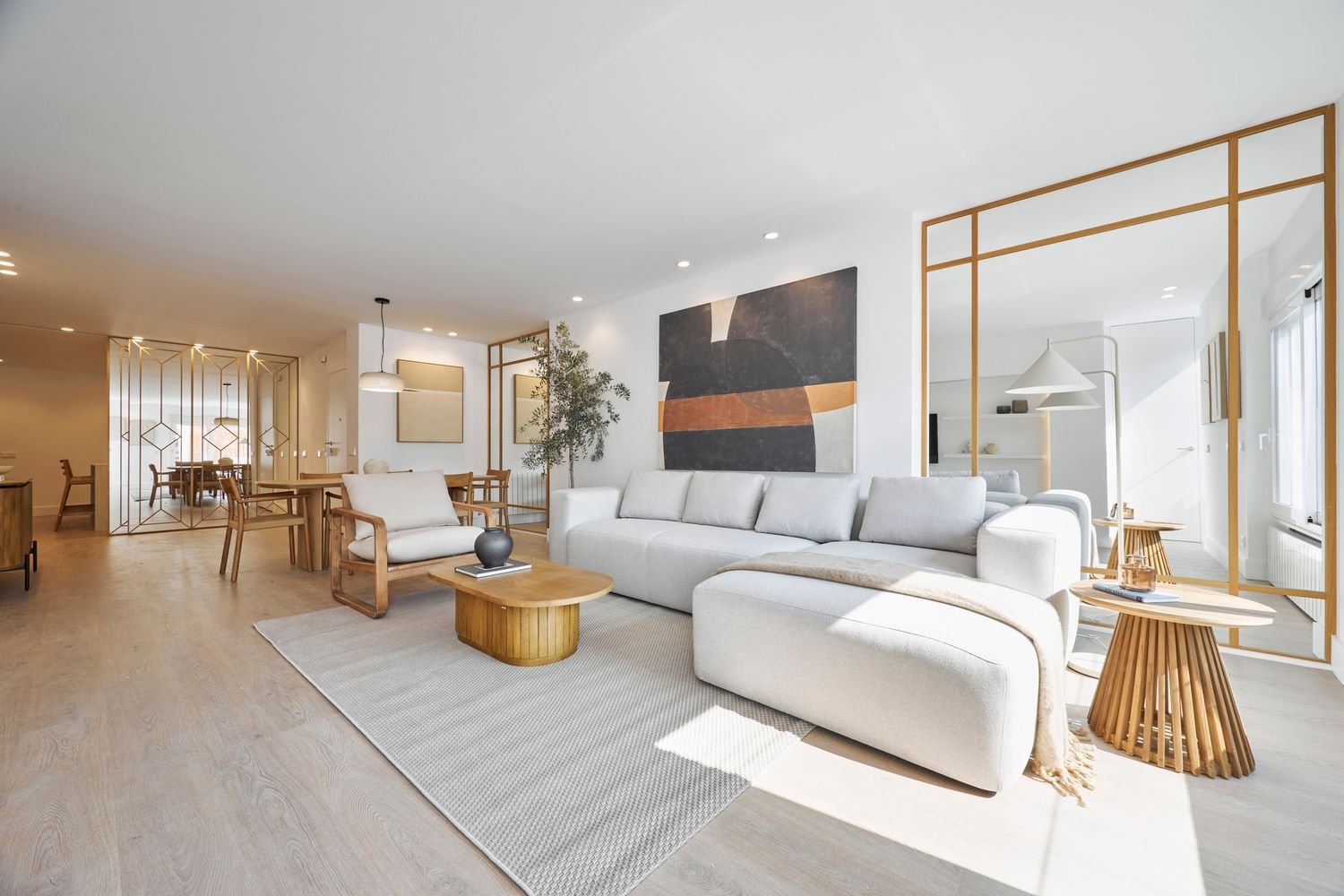 3 bedrooms Apartment in Madrid, Spain No. 122525