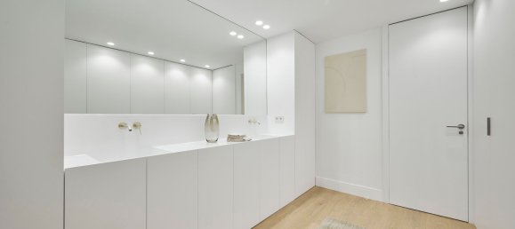 3 bedrooms Apartment in Madrid, Spain No. 122525 13