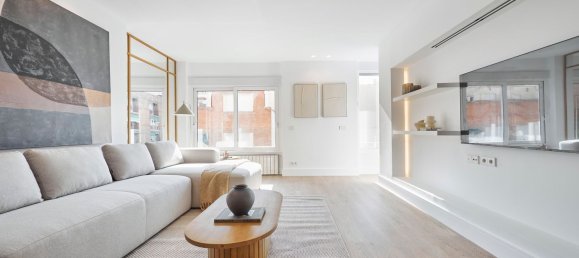 3 bedrooms Apartment in Madrid, Spain No. 122525 8