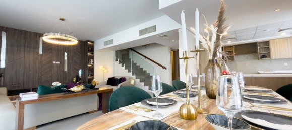 5 Schlafzimmer Villa in Sharjah, UAE, Nr. 8441 21