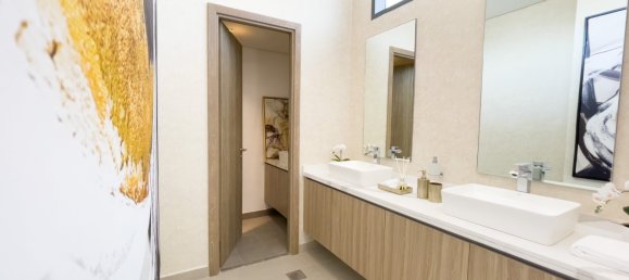 5 Schlafzimmer Villa in Sharjah, UAE, Nr. 8441 17