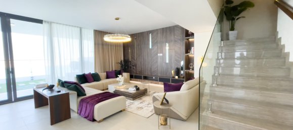 5 Schlafzimmer Villa in Sharjah, UAE, Nr. 8441 15