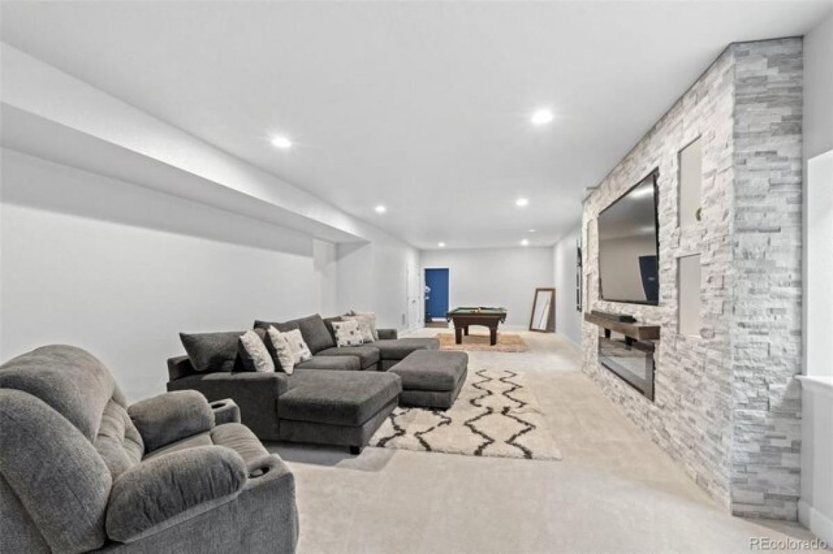 5 bedrooms House in Commerce City, USA No. 423450