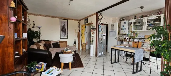 Квартира с 2 спальнями в Сент-Этьен, Франция № 348218 2