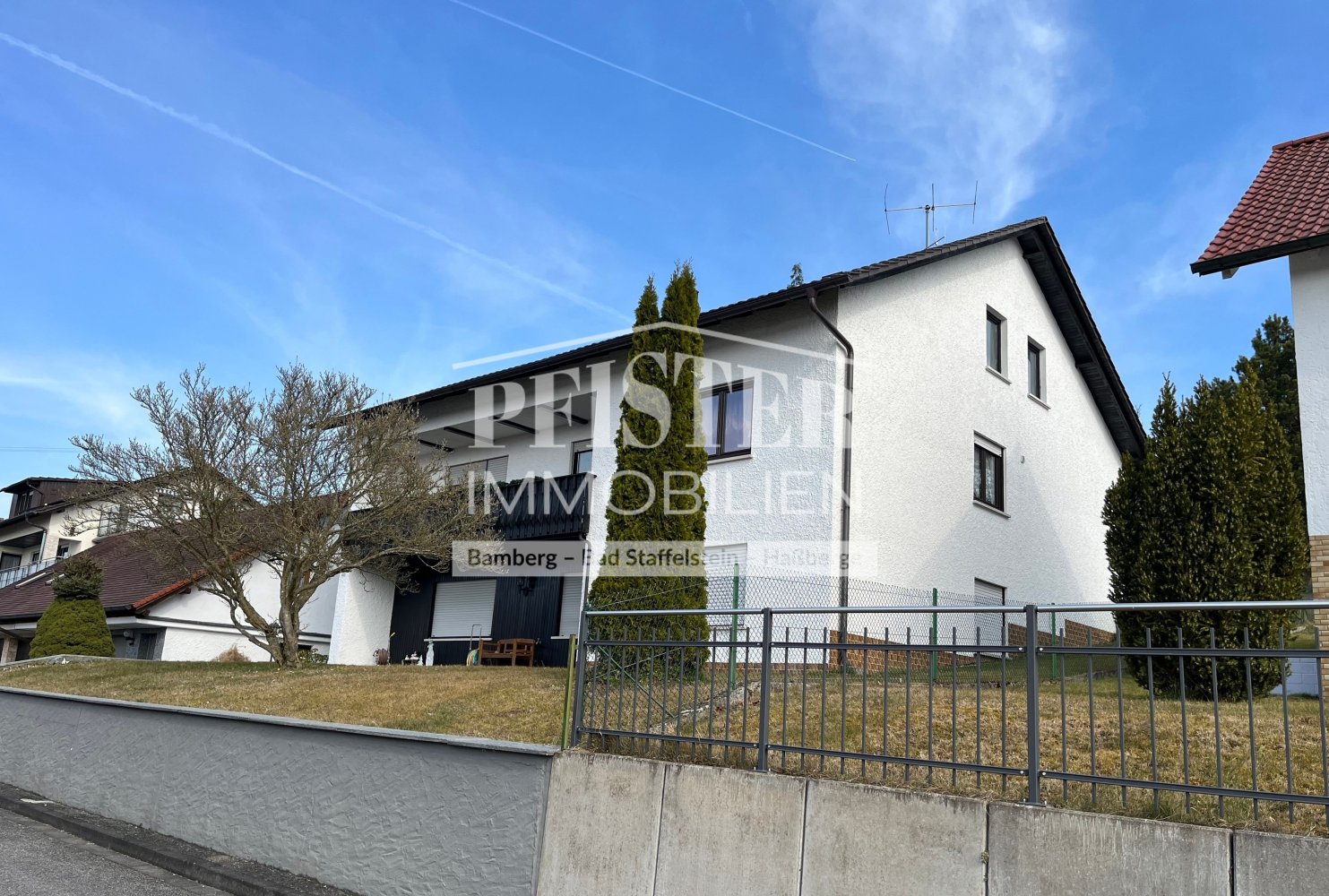 Дом с 5 комнатами в Хасберге, Германия № 130545