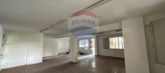 Studio in Cagliari, Italy No. 327982 7