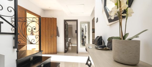 5 bedrooms Villa in Marbella, Spain No. 142167 27