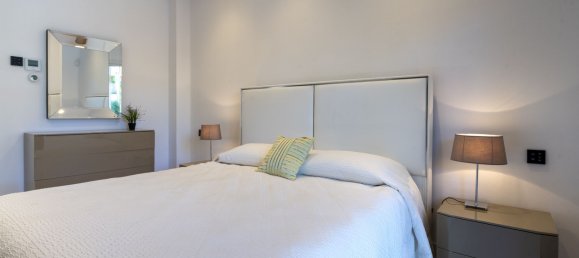 5 bedrooms Villa in Marbella, Spain No. 142167 14