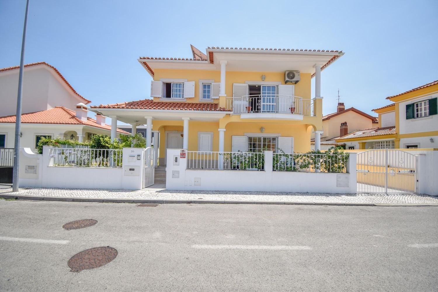 Casa T5 em Seixal, Portugal N.º 16845