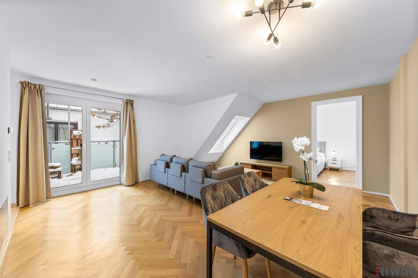 Квартира с 2 комнатами в Рудольфсхайм-Фунфхаус, Австрия № 25843