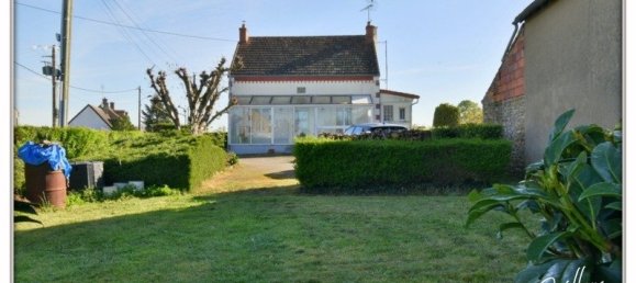 4 chambres Maison de ville à Châteaumeillant, France No. 69663 39