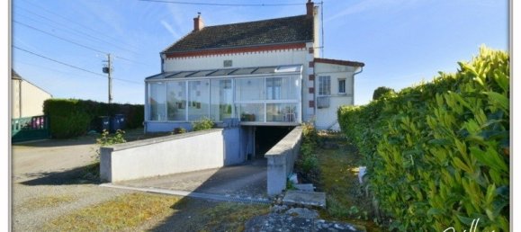 4 chambres Maison de ville à Châteaumeillant, France No. 69663 49