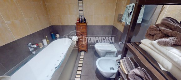 4-salle Appartement à Bari, Italy No. 301887 22