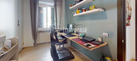 4-salle Appartement à Bari, Italy No. 301887 13