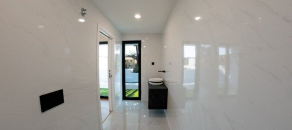 4 Schlafzimmer Villa in Seixal, Portugal, Nr. 136547 28