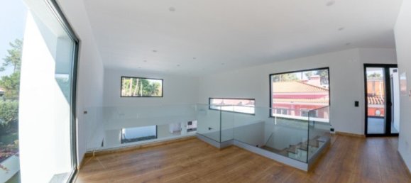 4 Schlafzimmer Villa in Seixal, Portugal, Nr. 136547 31