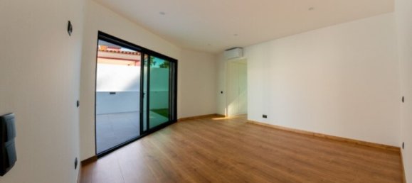 4 Schlafzimmer Villa in Seixal, Portugal, Nr. 136547 4