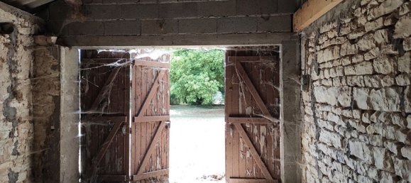 Estúdio em Civray, France N.º 95258 8