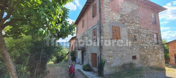 8 bedrooms House in Prignano sulla Secchia, Italy No. 222403 4