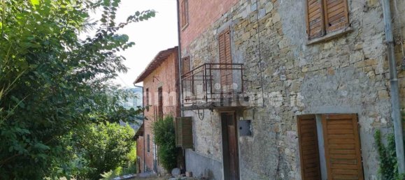 8 bedrooms House in Prignano sulla Secchia, Italy No. 222403 11
