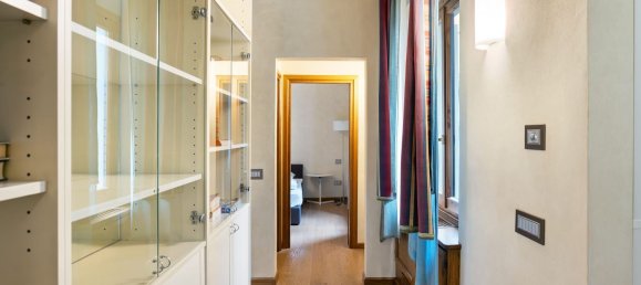 4 rooms Apartment in Florence, Italy No. 290815 5