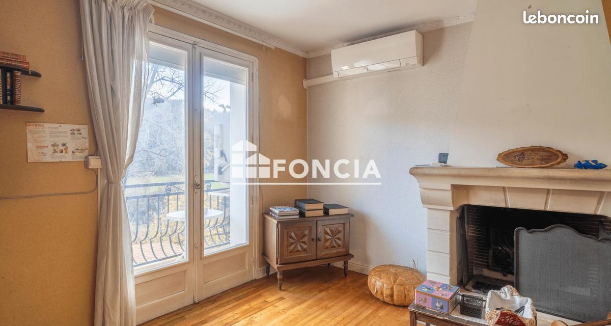 3 Schlafzimmer Haus in Champcevinel, France, Nr. 338911