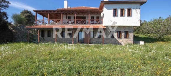 6 bedrooms Property in Magnesia, Greece No. 770 3