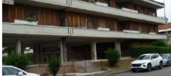 3غرفة شقة في Magenta, Italy رقم 99545 2