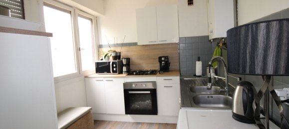 2 bedrooms Apartment in Blois, France No. 62438 3