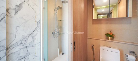 Apartamento com 1 quarto em condomínio em Bang Lamung, Thailand N.º 20036 3