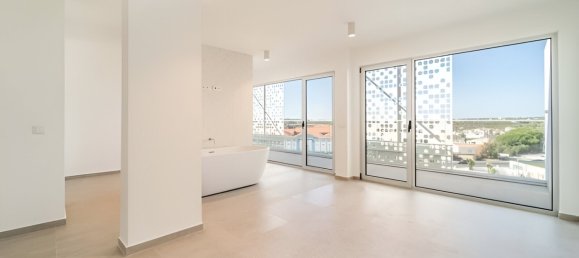 4 bedrooms Penthouse in Lagoa, Portugal No. 128648 22