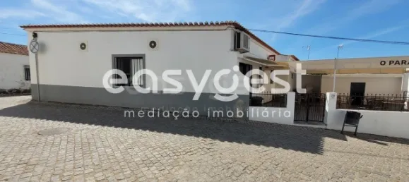 Коммерческая недвижимость 151м² в Серпа, Португалия № 36996 9